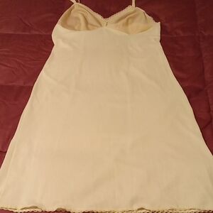 Vanity Fair Cream Chemise/Slip